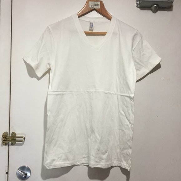 VINTAGE VERTAX COMBED COTTON V-NECK UNDERSHIRTS SIZE M - Picture 1 of 6
